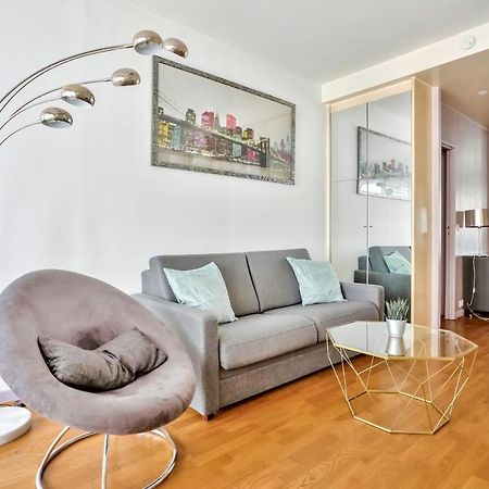 Appartement Quartier Arc De Triomphe Free Netflix Paris Bagian luar foto