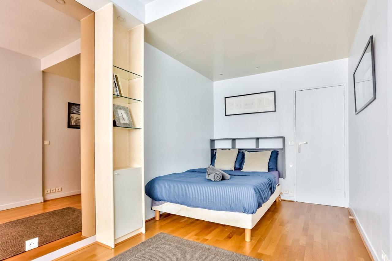 Appartement Quartier Arc De Triomphe Free Netflix Paris Bagian luar foto